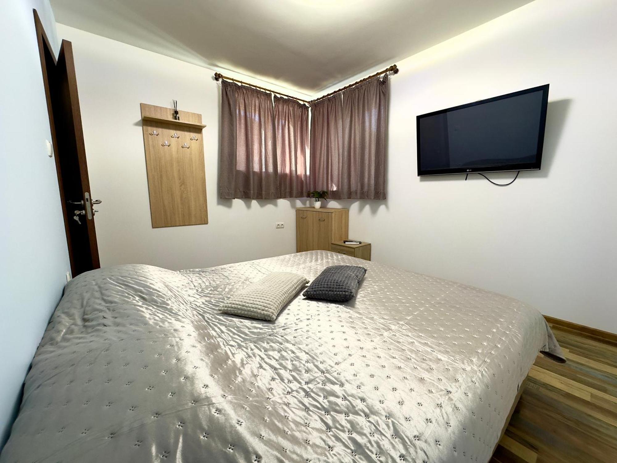 Navial Hotel Gabrovo Exterior photo